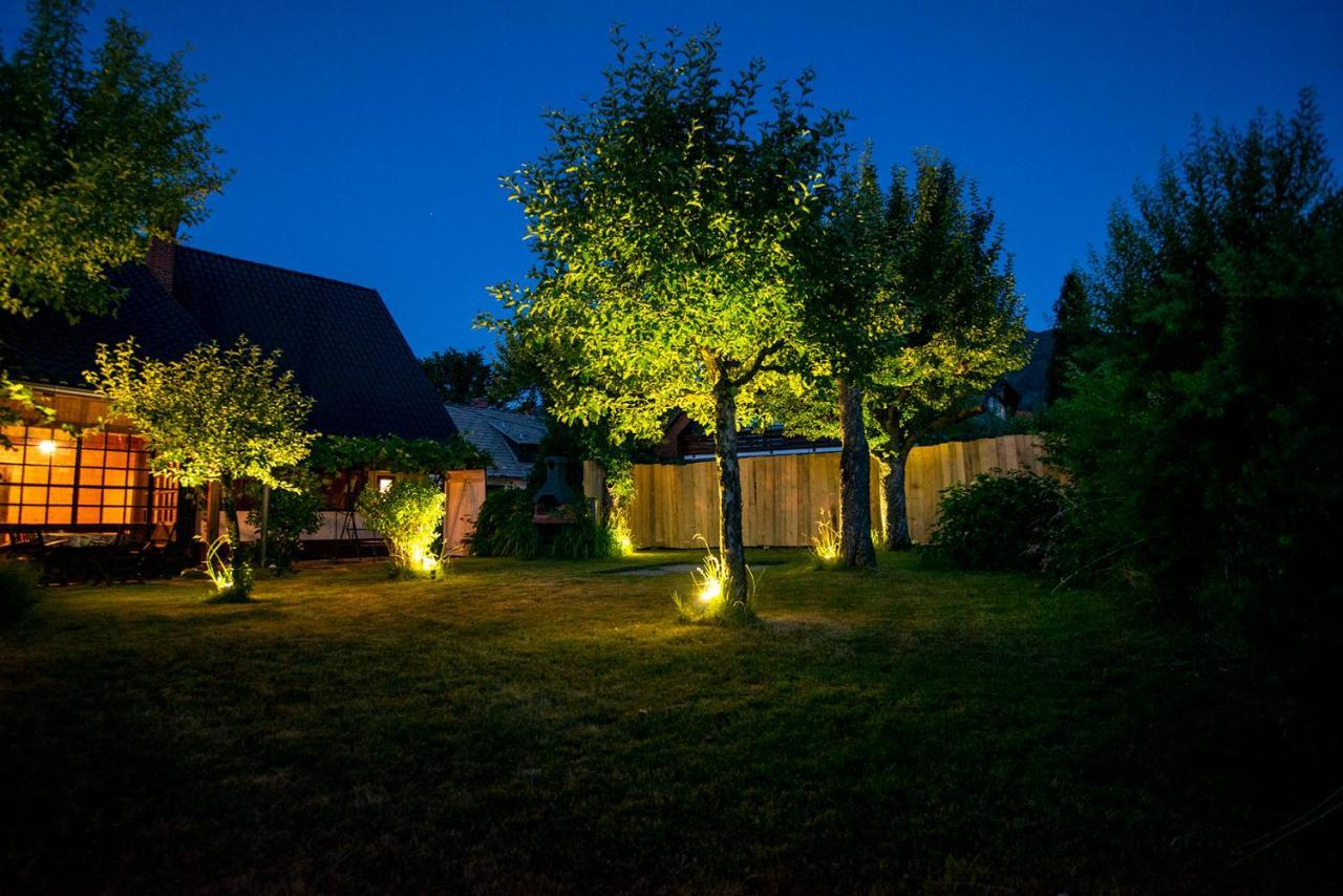 Отель Zotlar House Бохинь Экстерьер фото