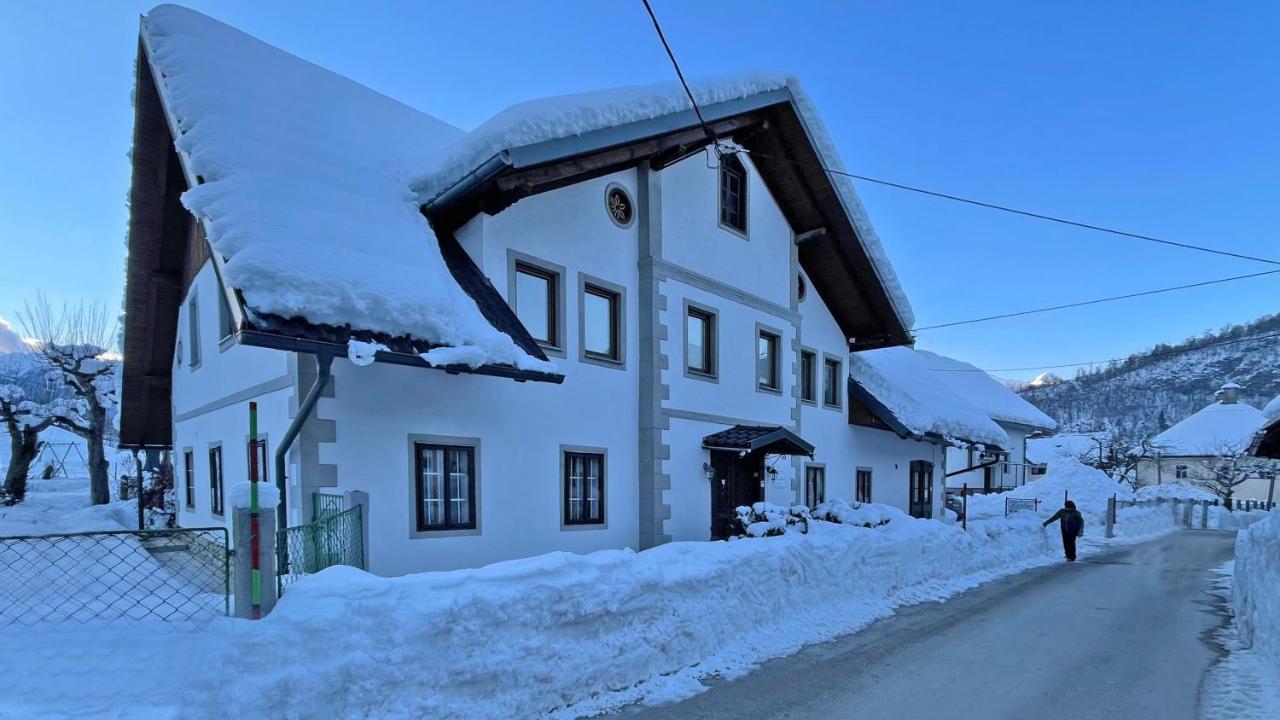 Отель Zotlar House Бохинь Экстерьер фото